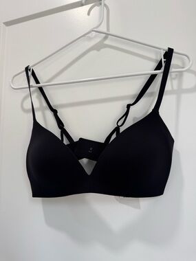 NWT Lululemon Take Shape Black Padded Wireless Bra - 32C Women Intimates